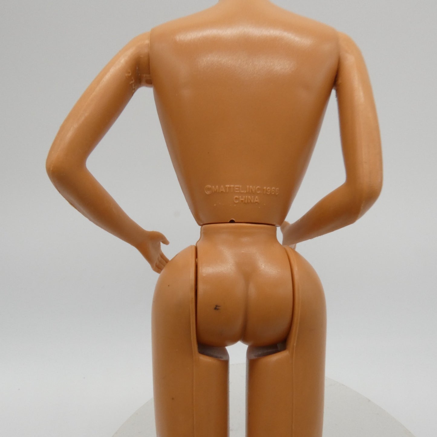 Barbie Doll Body Only Superstar ERA TNT Bent Arm Ring Hole 80's 90's Mattel