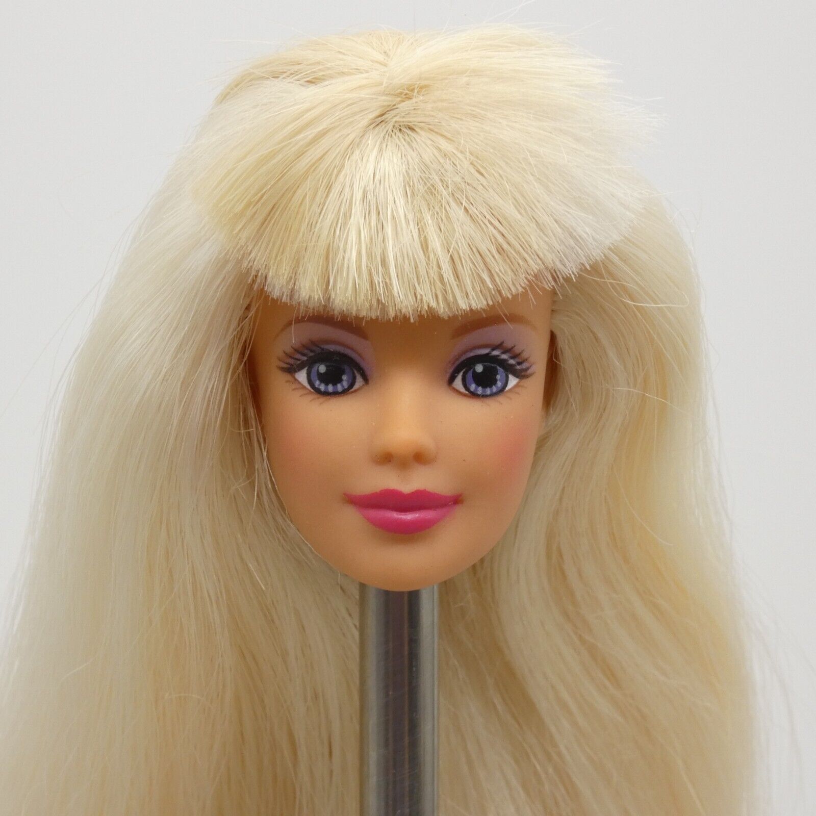 Barbie Bead Blast Doll Head Mackie Face Blonde Hair Medium Light Skin 18888