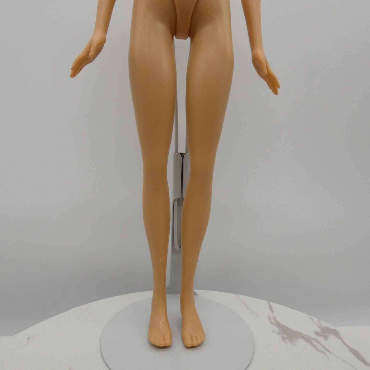 Barbie Doll Body Only Medium Light Skin Straight Arms Fashion Fever Bending Knee