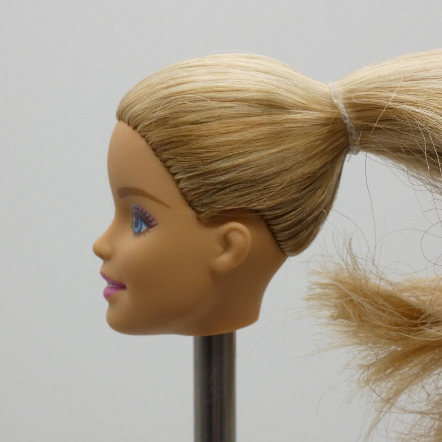 Barbie Fashionistas Doll Head Millie Face Blonde Hair 2014 CFG12 Mattel