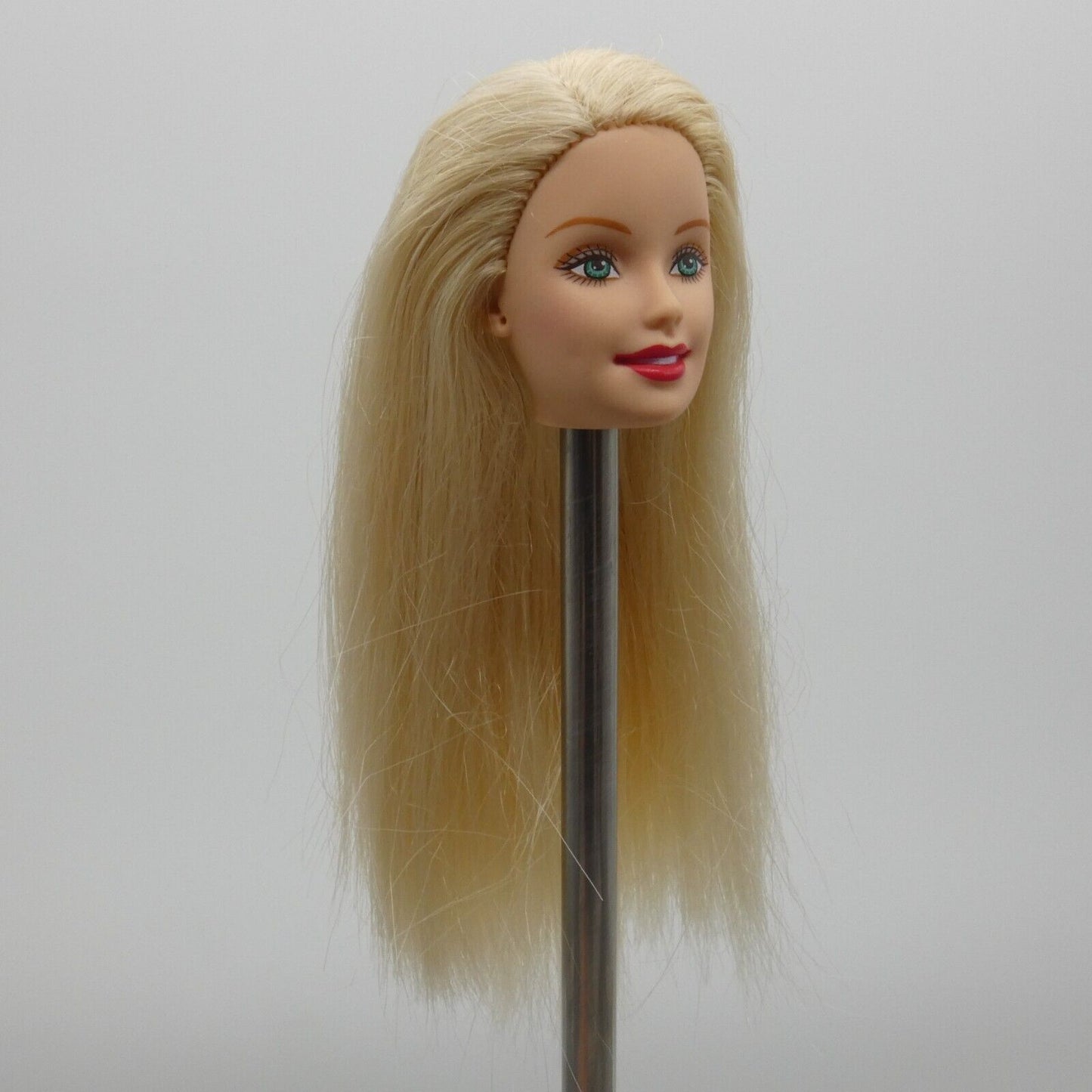 Barbie Holiday Joy Doll Head Generation Girl Face Blonde Green Eyes 2003 56286