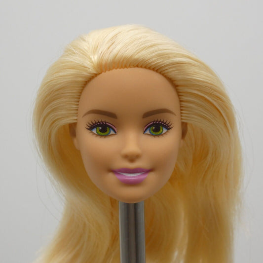 Barbie Millie Face Doll Head Blonde Light Skin Green Eyes Baby Doctor 2020 GKH23