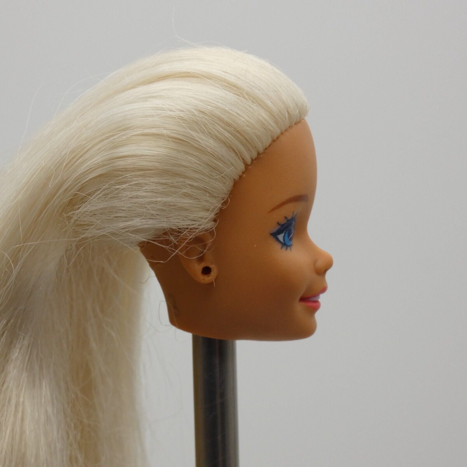 Barbie Baywatch Lifeguard Doll Head 1995 Blonde SuperStar Face 13199 Mattel