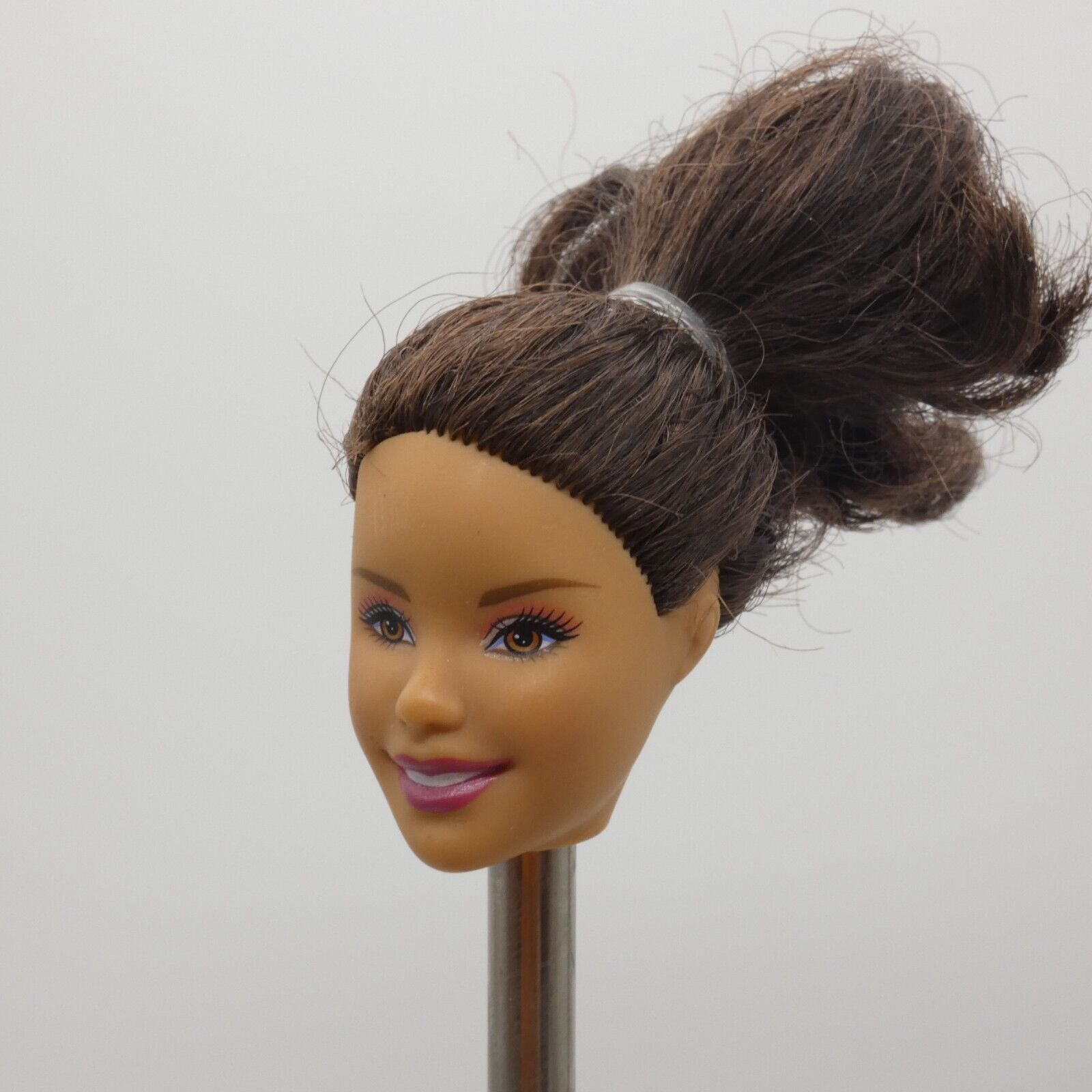 Disney High School Musical Gabriella Doll Head Only Brown Brunette 2009 Mattel B