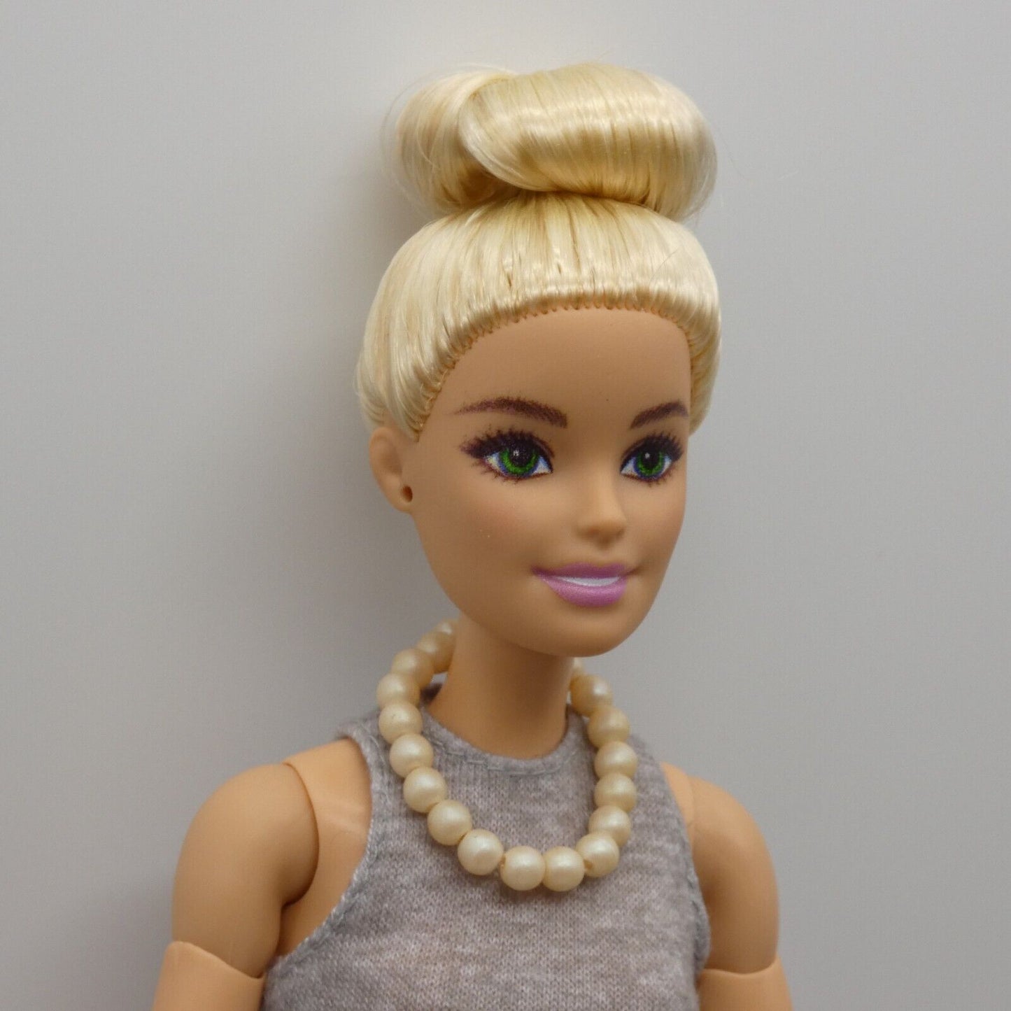 Barbie Doll Size Faux Pearl Necklace Off White Beads Stretch Handmade OOAK