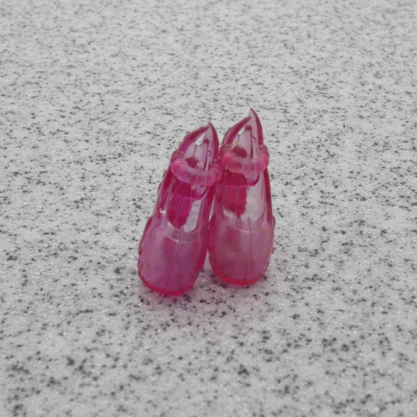 Barbie Doll Size Shoes High Heel Pink Closed Toe Hearts Ankle Strap B1 Clone