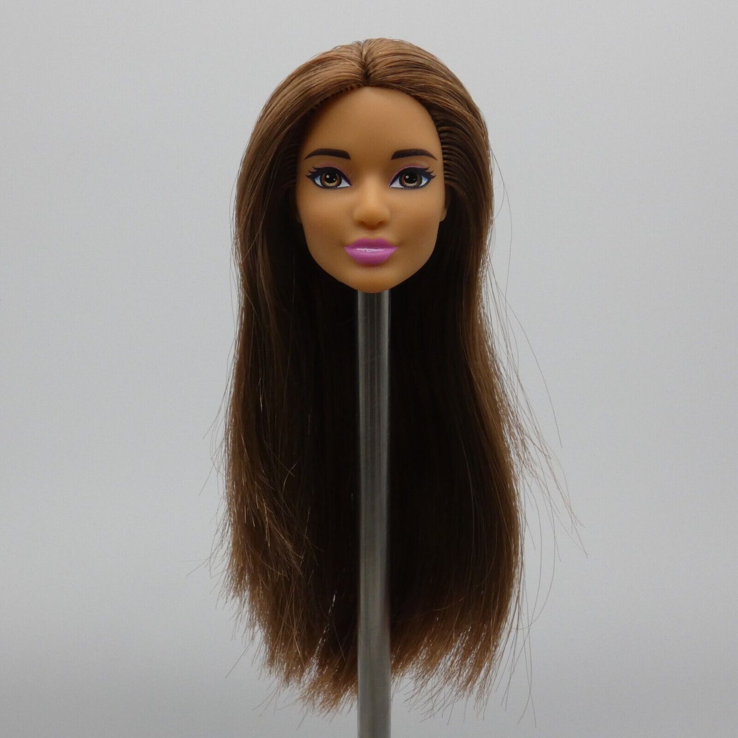 Barbie Dreamtopia June Face Doll Head Brown Hair Medium Light Skin Mattel FVR05