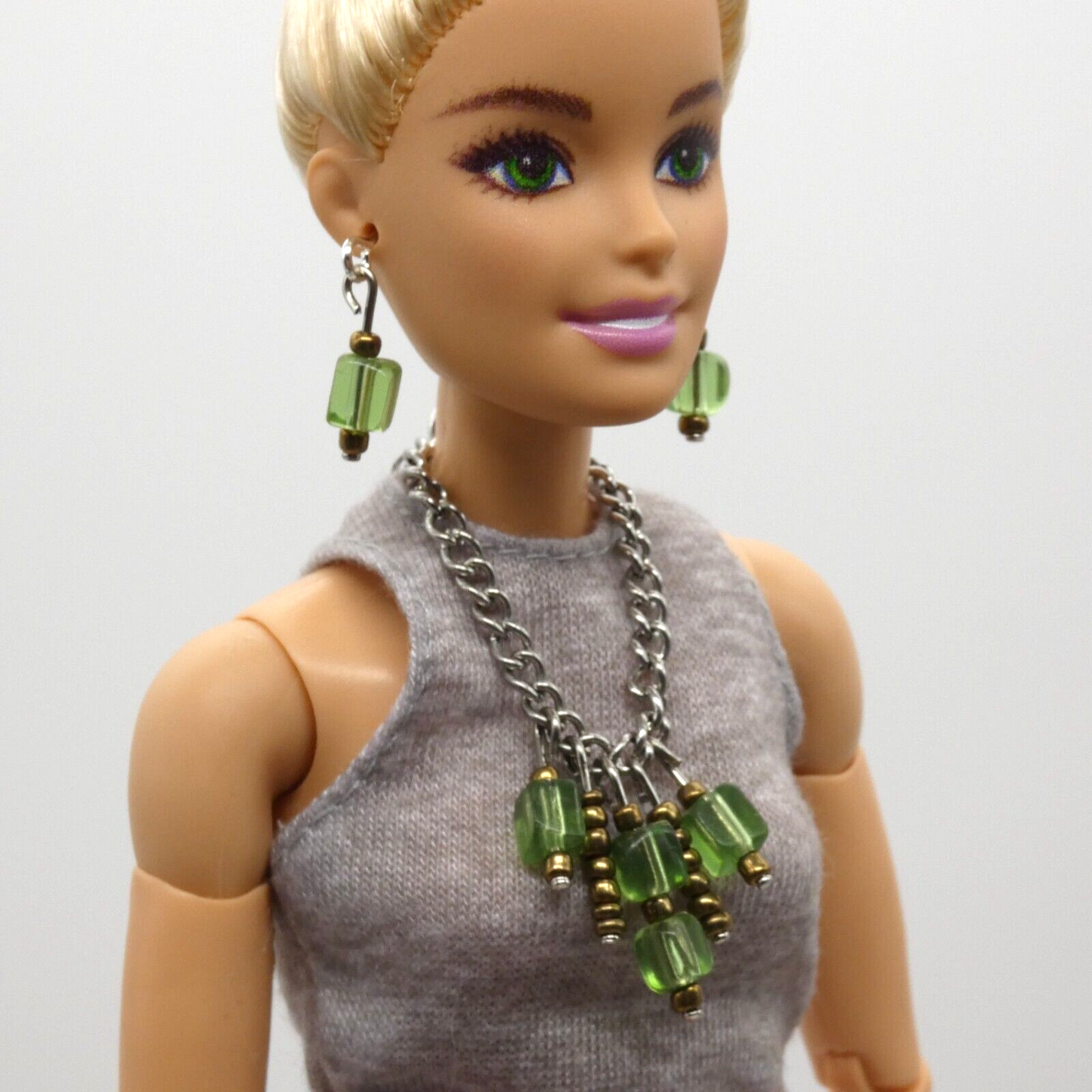 Barbie Doll Size Necklace And Earrings Green Copper Dangle Beads Silver Chain