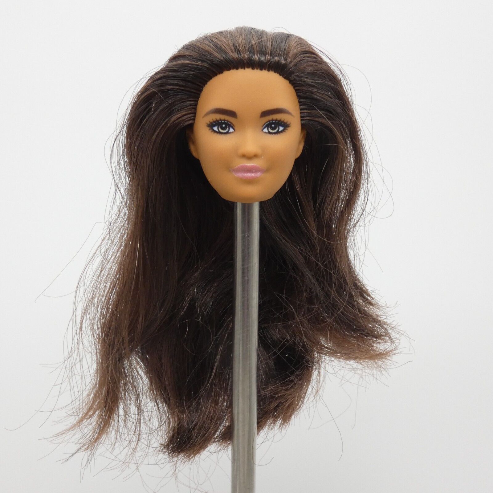 Barbie Fashionistas 140 Doll Head Kira Miko Face Medium Light Skin 2020 GYB01