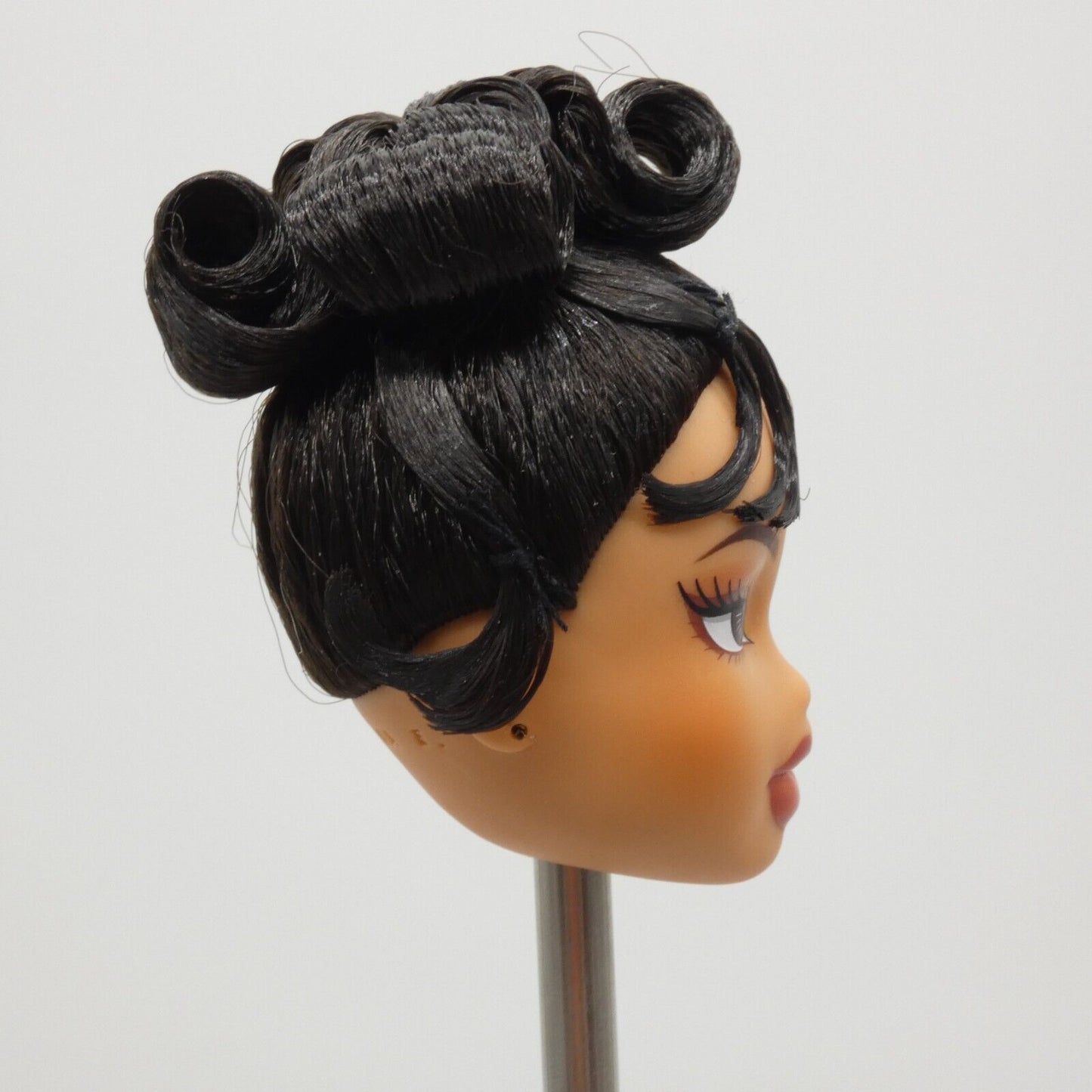 Bratz Doll Head Only Medium Light Tan Skin Kylie Jenner Night 2023 588115 O17C