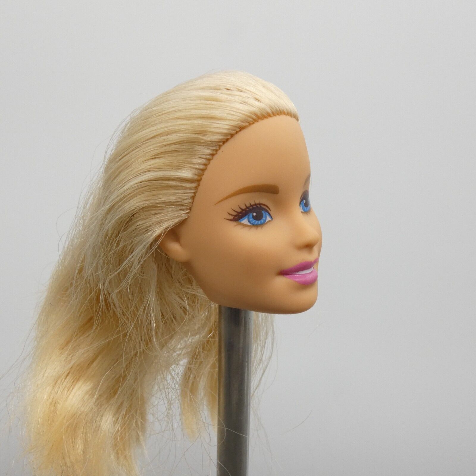 Barbie Barbie Spaghetti Chef Doll Head Mille Face Open Mouth 2016 Mattel DMC36