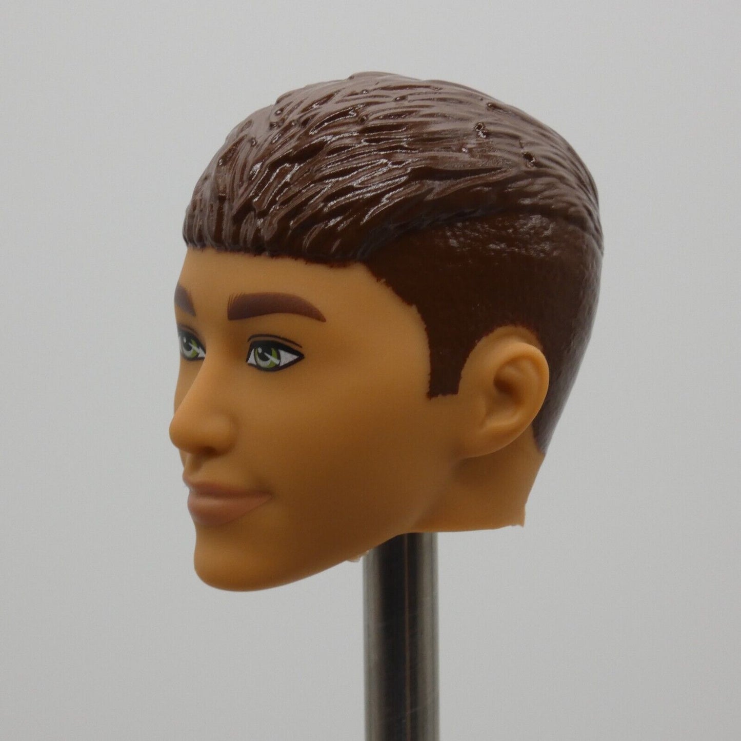 Barbie Fashionistas 195 Ken Doll Head Brown Hair French Crop Green Eyes HJT59 Y8