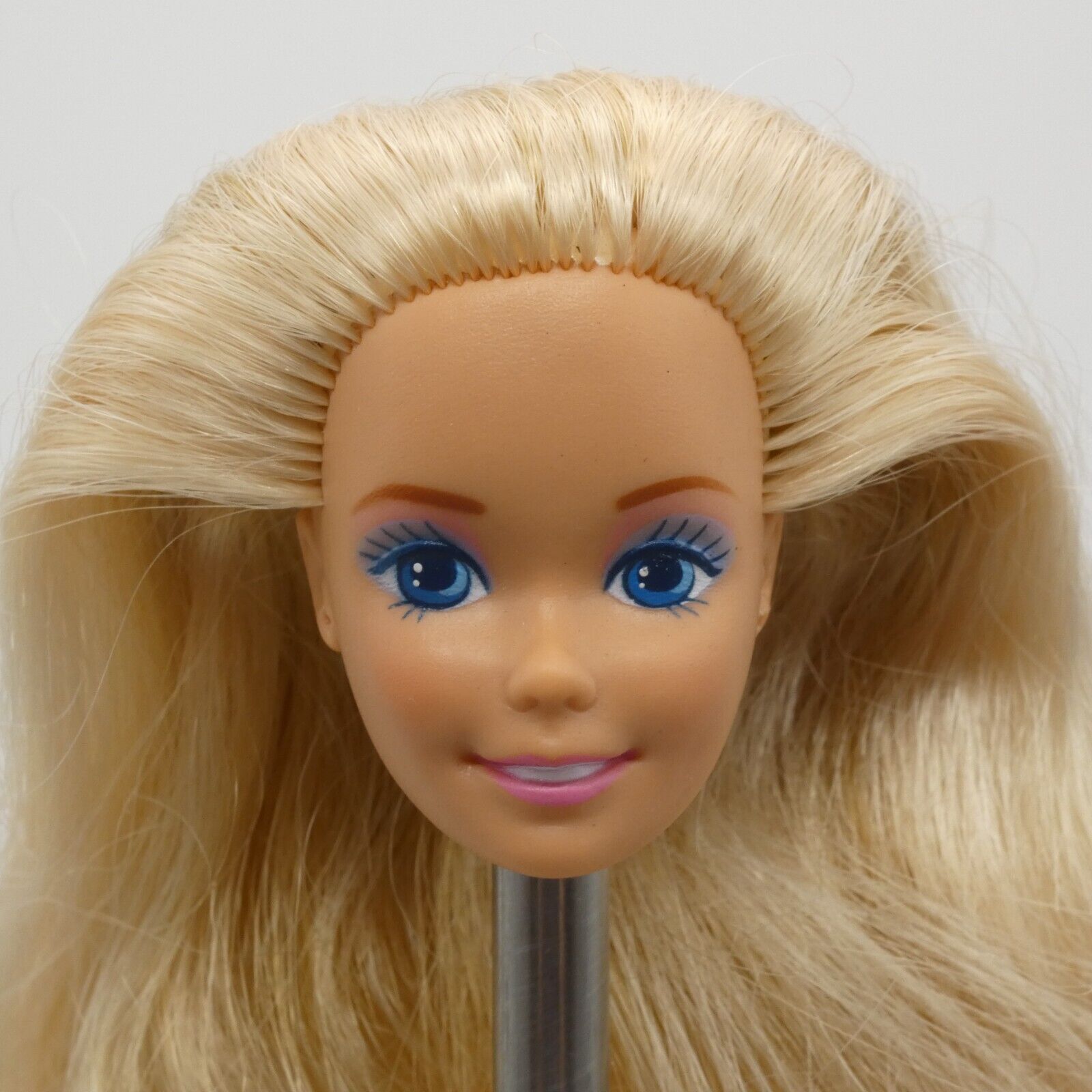 Barbie Animal Lovin Doll Head SuperStar Blonde 1989 Medium Light Skin Mattel