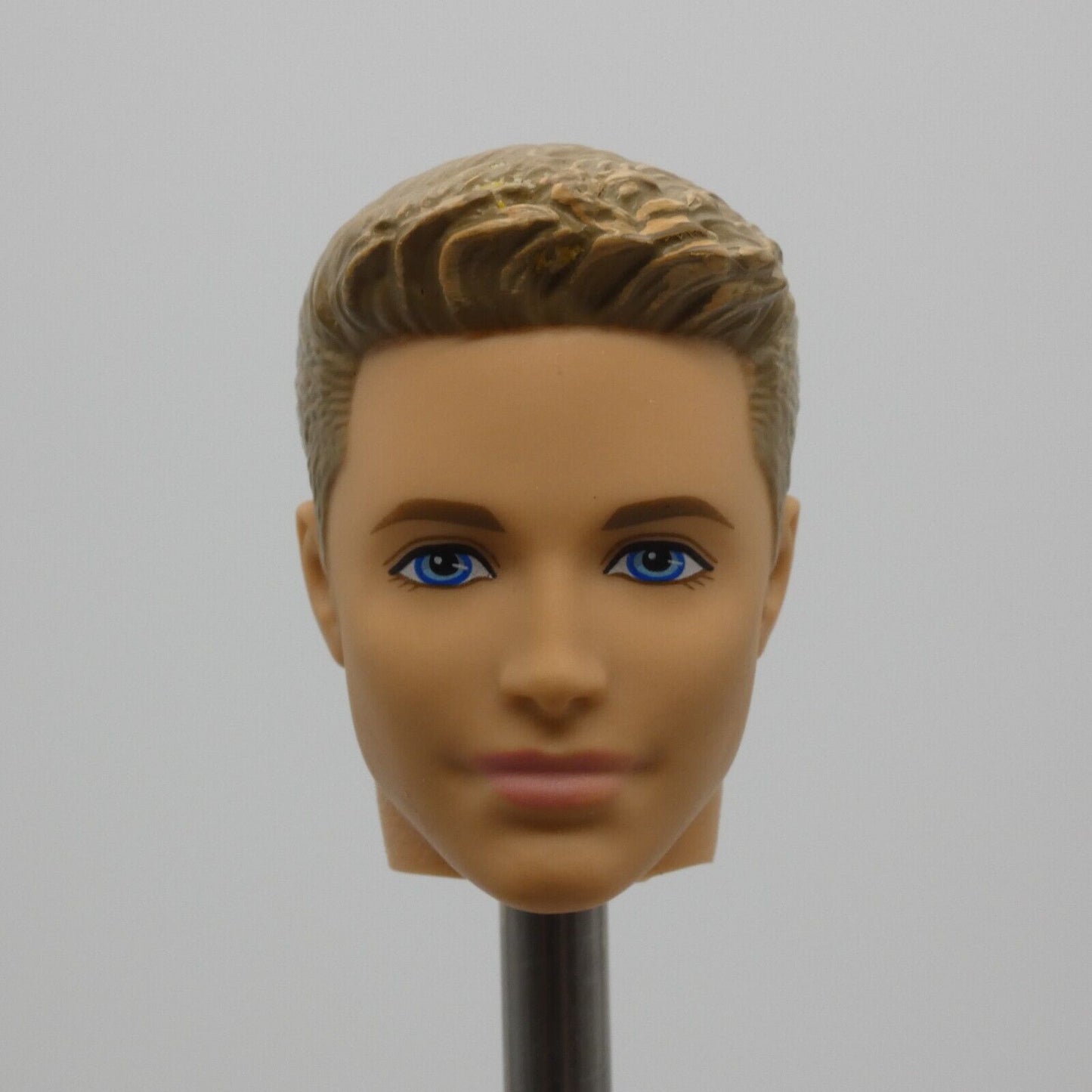 Barbie Fashionistas 1 Ken Ryan Doll Head Molded Blonde Hair 2013 Mattel CFG19