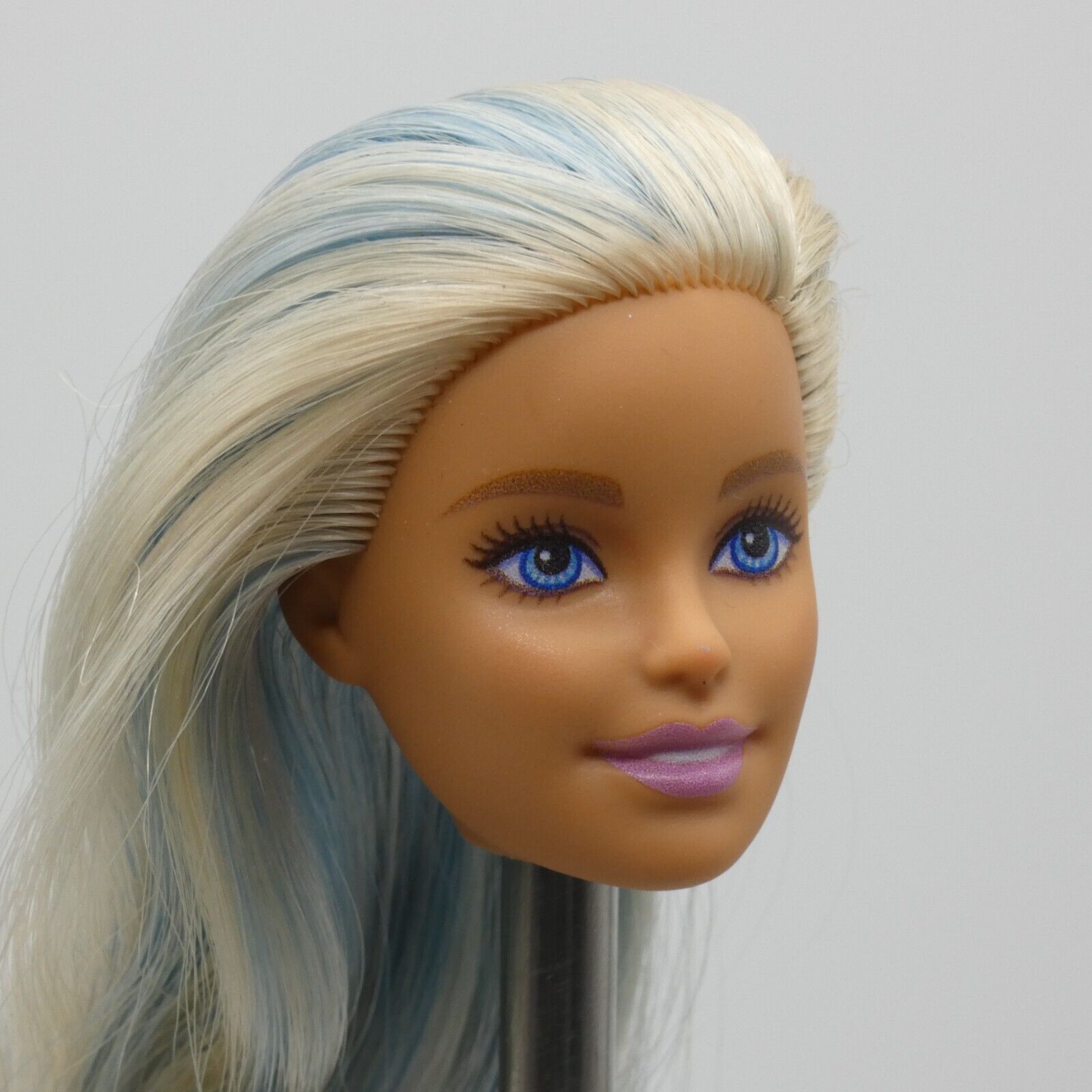 Barbie Fashionistas 120 Doll Head Only Millie Blonde Blue Hair 2019 FXL53 Mattel