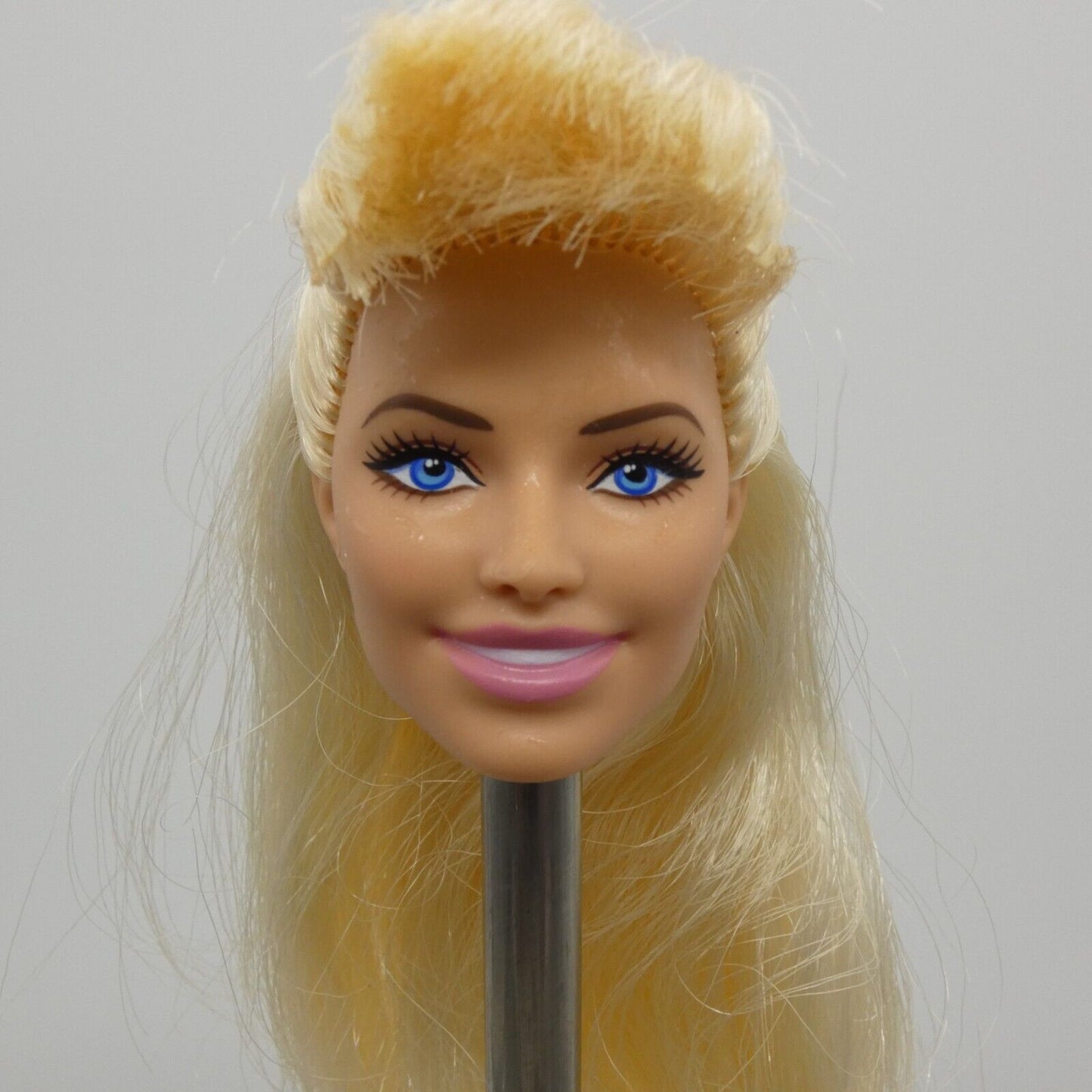 Barbie The Movie Doll Head Margot Robbie Face Light Skin 2023 Mattel HPJ96