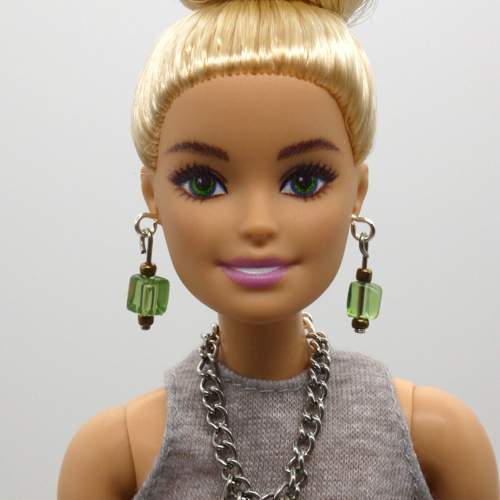 Barbie Doll Size Necklace And Earrings Green Copper Dangle Beads Silver Chain