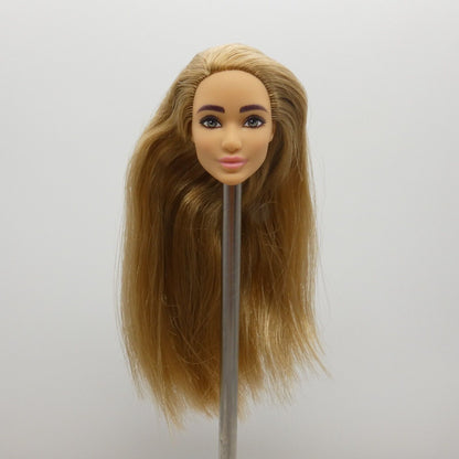 Barbie Fashionistas 159 Doll Head June Face Blonde Medium Light Skin 2020 GRB51