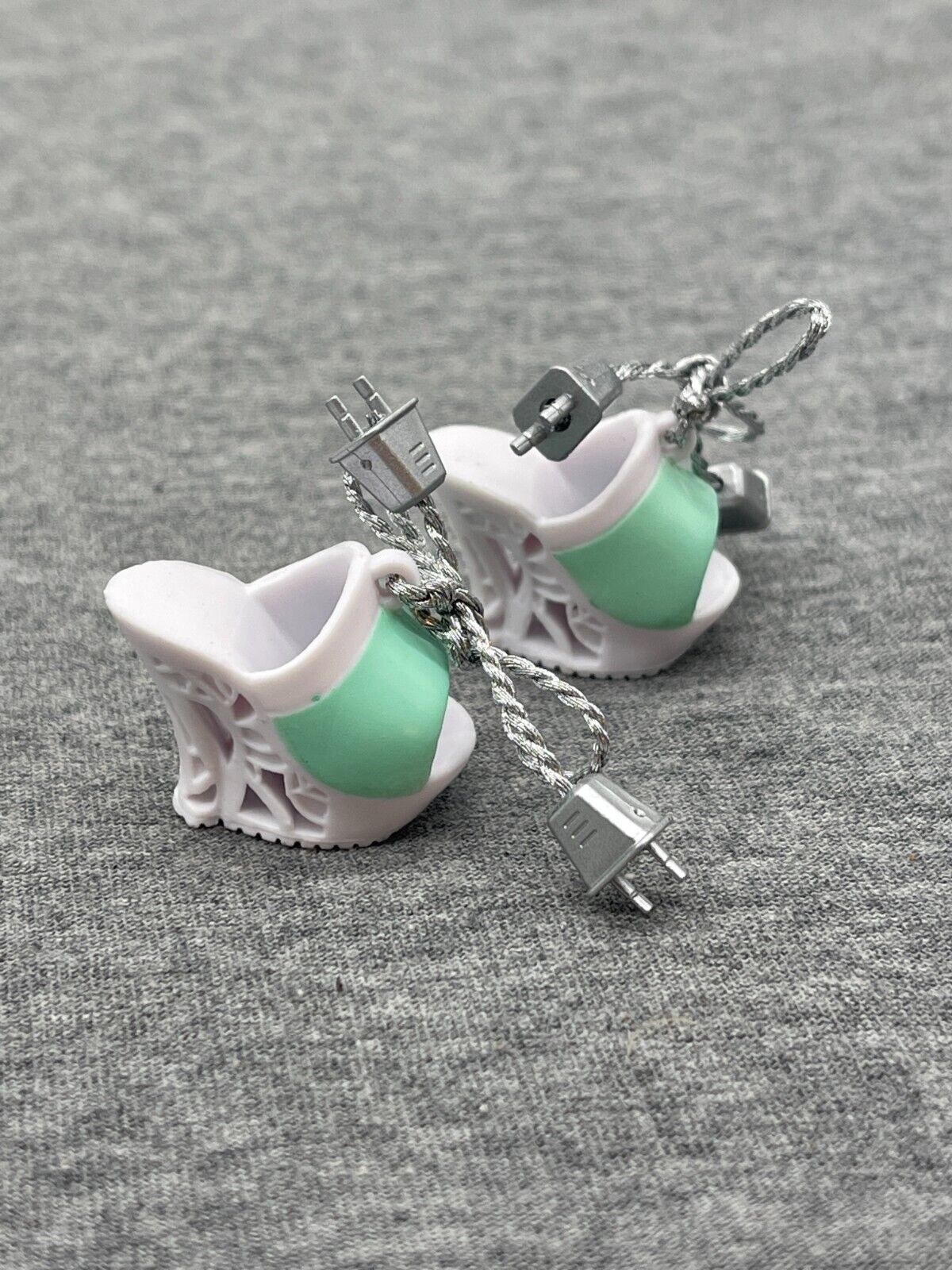 Shadow High Zooey Electra Doll Shoes White Green Heels Series 2 Rainbow High