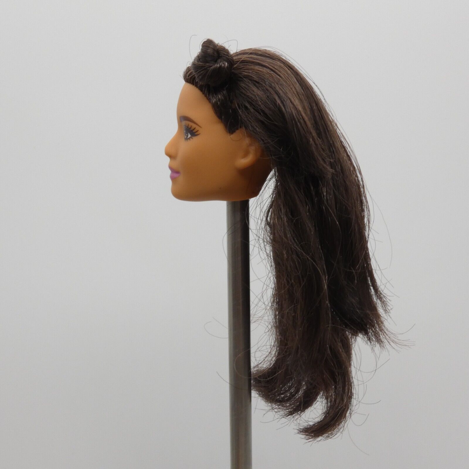 Barbie Tango Shannen Doll Head Medium Light Skin Fashionistas 65 2016 DYY95