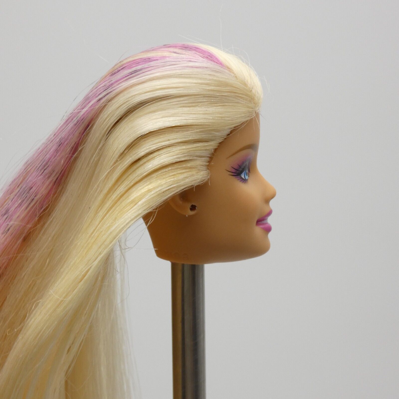 Barbie Designable Hair Doll Head Generation Girl CEO Face Blonde Pink Hair W4504