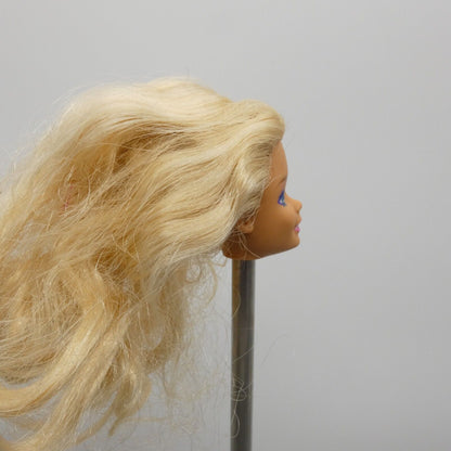 Barbie Ice Capades Doll Head Superstar Face Wavy Blonde Hair 1990 Mattel 9847