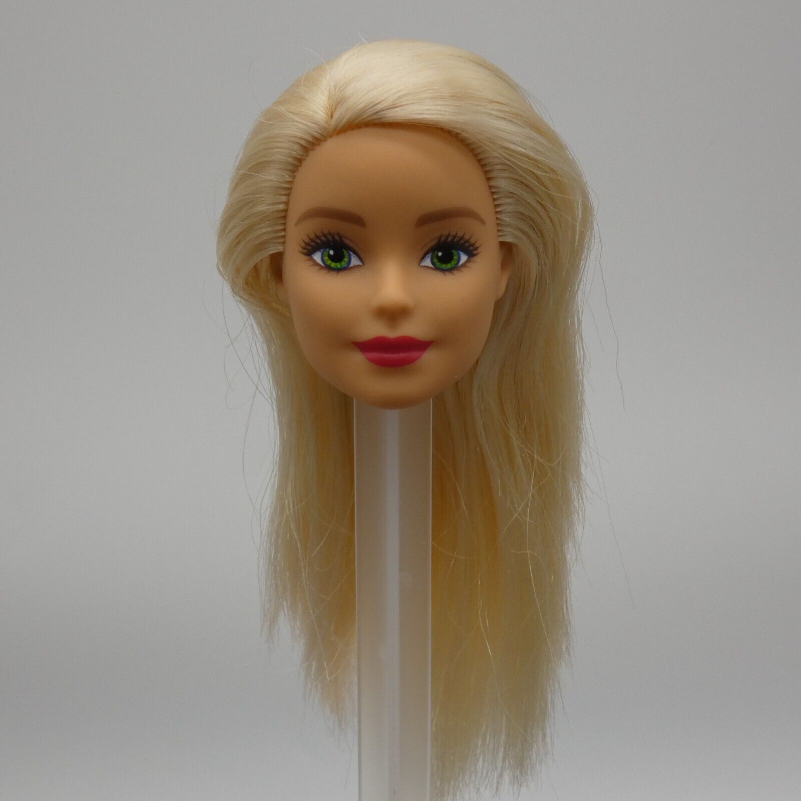 Barbie Millie Doll Head Only Blonde Green Eyes Closed Mouth Rockstar 2019 GDJ34