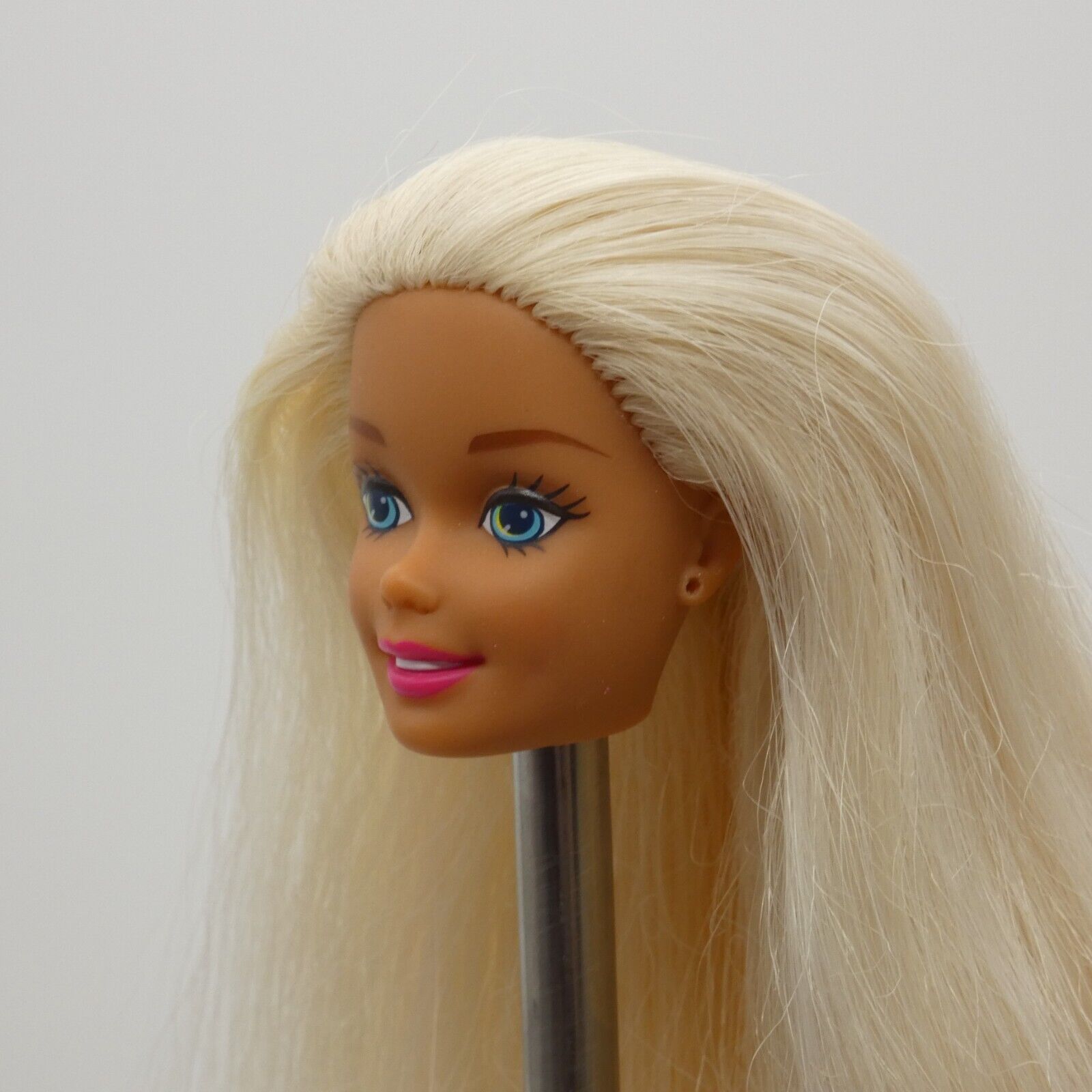 Barbie Ocean Friends Doll Head SuperStar Face Blonde 15428 Mattel 1996