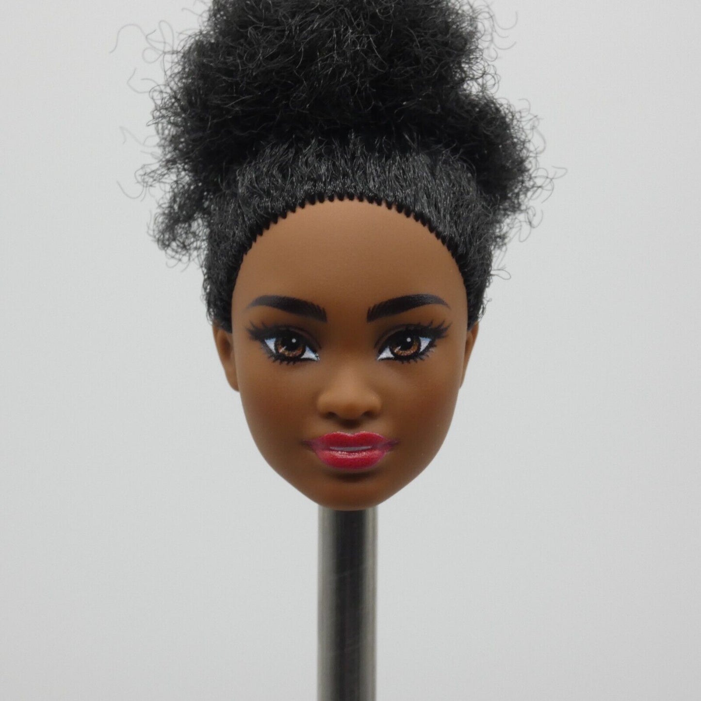 Barbie Doll Pazette Face AA Medium Dark Skin Fashionistas 221 65th 2024  HRH18 B