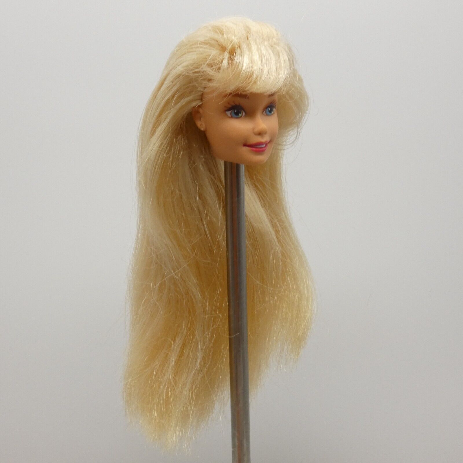 Barbie Teacher Doll Head Blonde Blue Green Eyes SuperStar 1996 Light Skin 13914