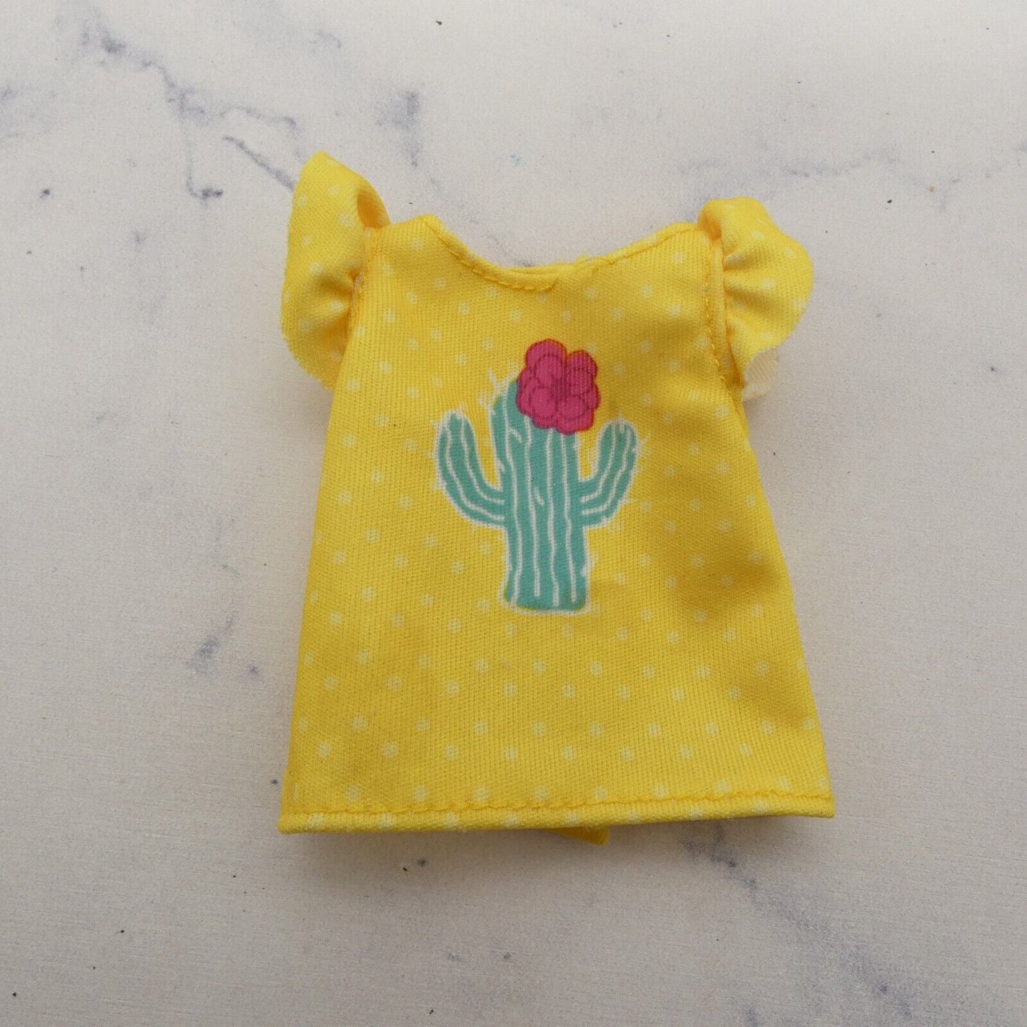 Barbie Hug 'N Horses Doll Shirt Top Yellow Ruffle Sleeve Cactus 2019 FXH15