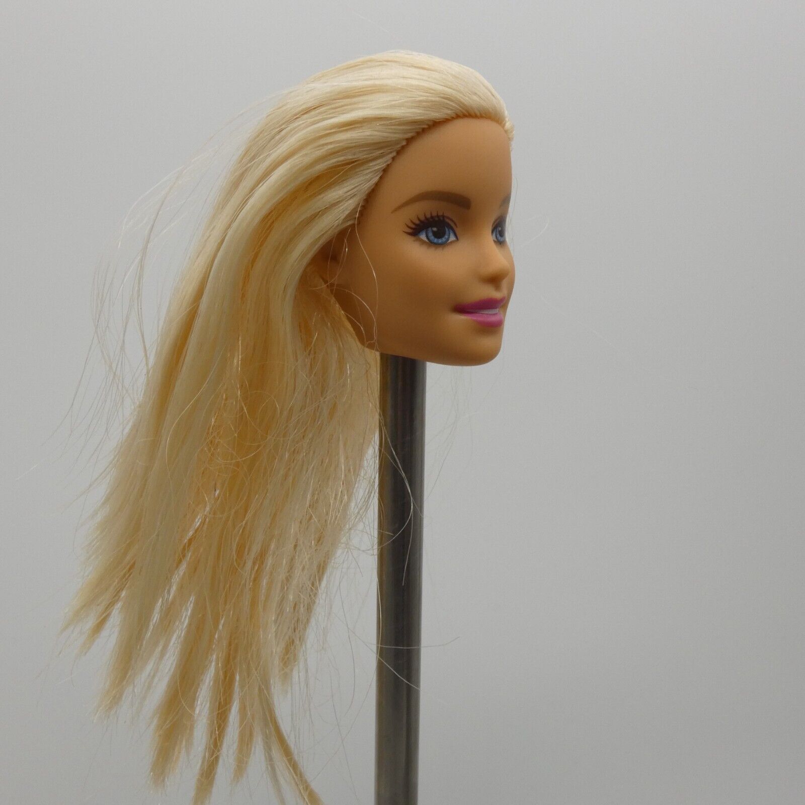 Barbie Doll Head Only Millie Face Blonde Hair Fashionistas 2013 Mattel