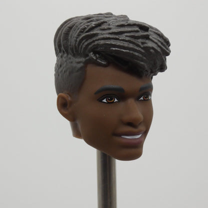 Barbie Fashionistas Ken Doll Head Spiky Quiff AA Dark Skin Tone 2022 HBV03 08