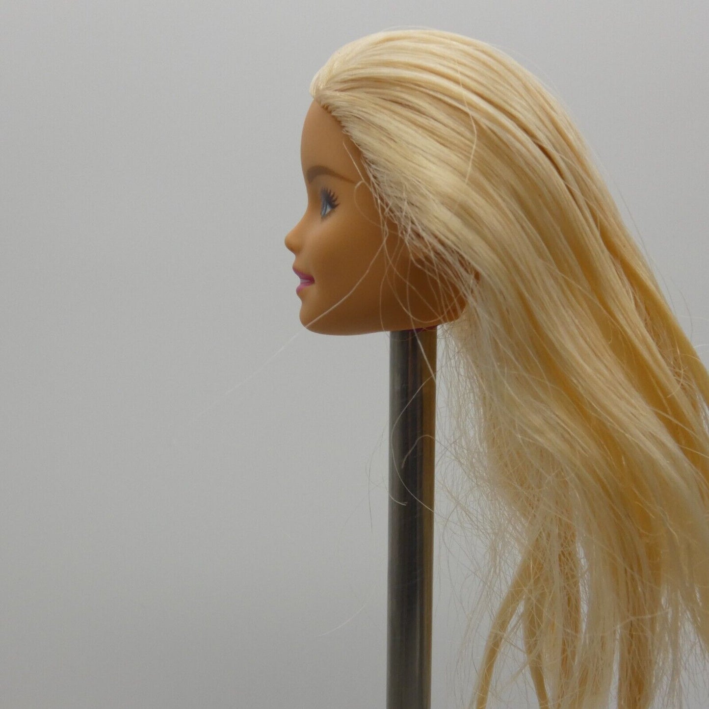 Barbie Doll Head Only Millie Face Blonde Hair Fashionistas 2013 Mattel