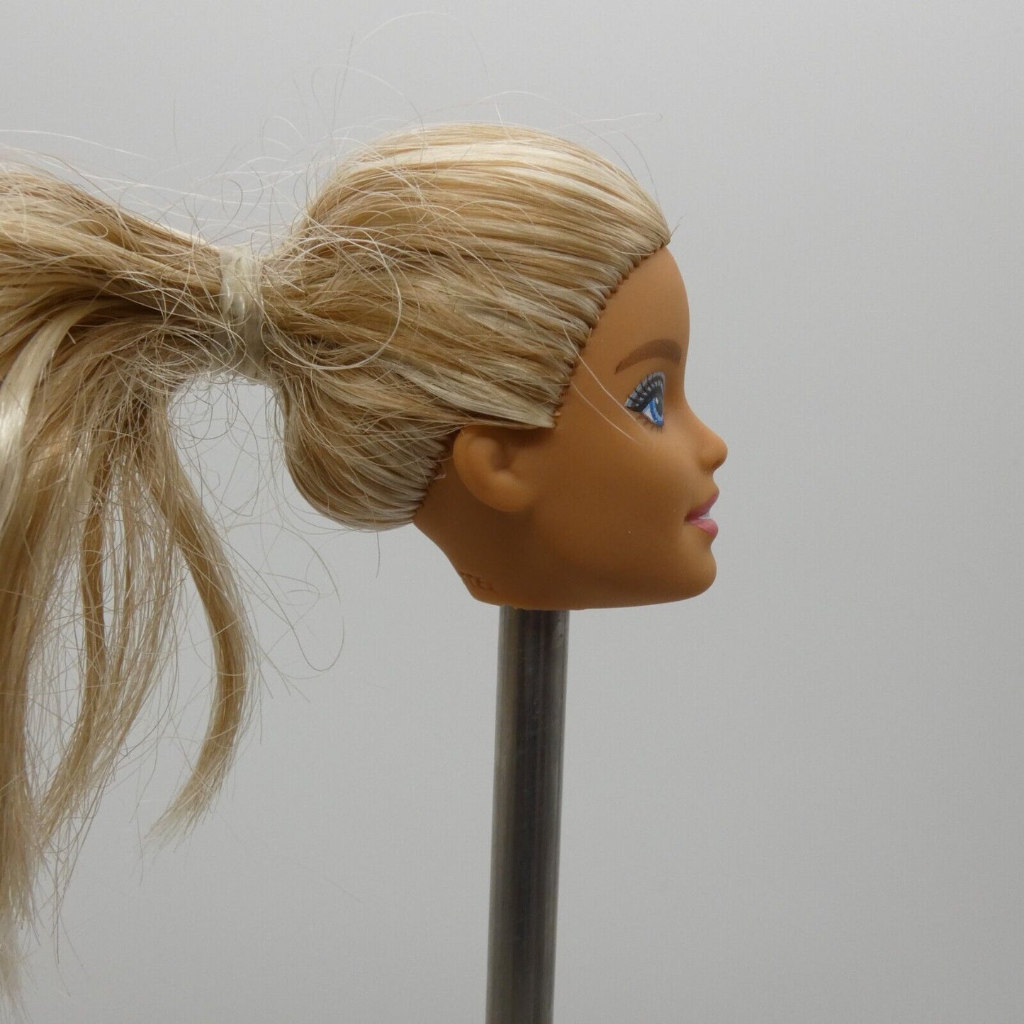 Barbie Doll Head Only Millie Face Blonde Ponytail Hair Fashionistas 2013 Mattel