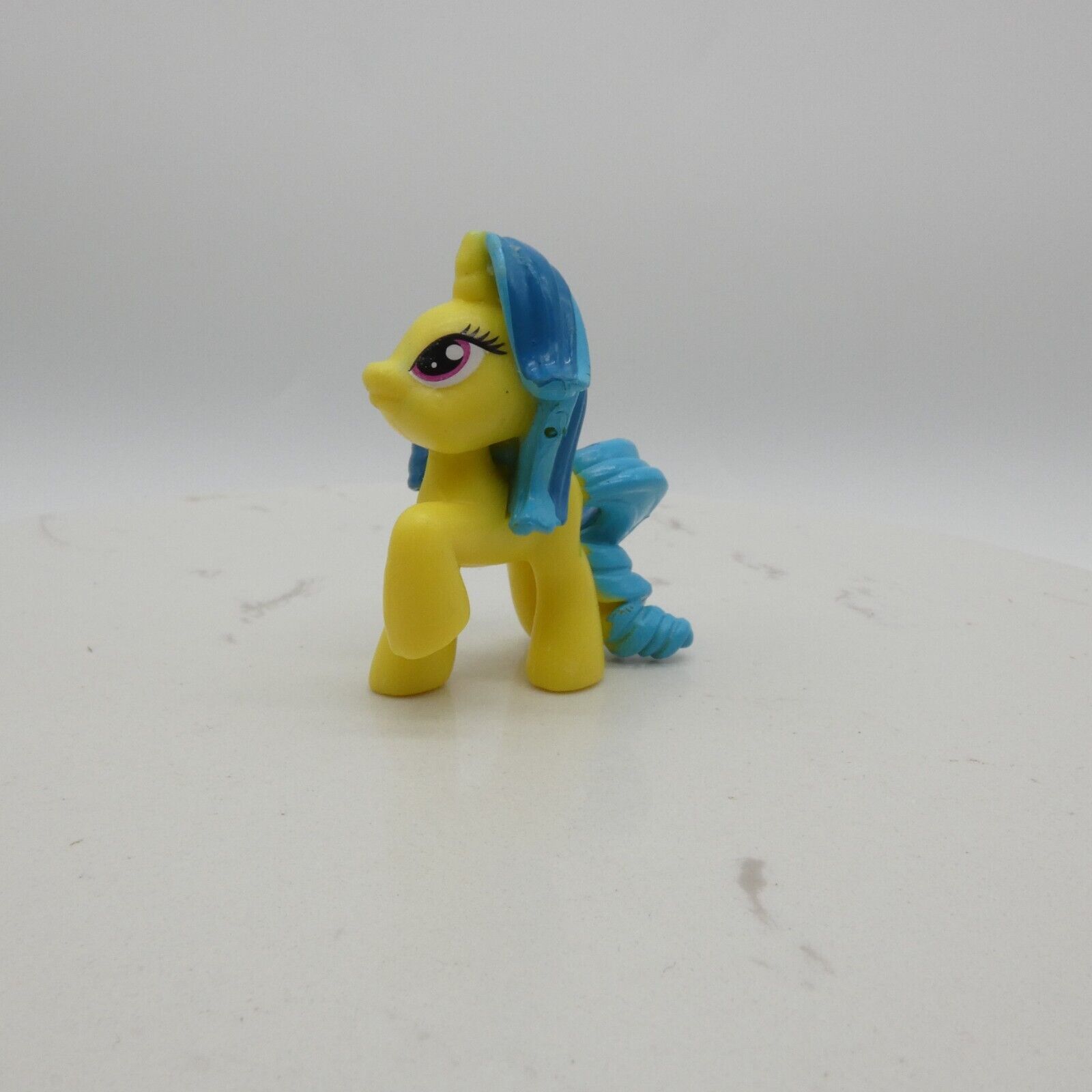 My Little Pony Lemon Hearts Blind Bag Friendship Celebration Yellow Hasbro