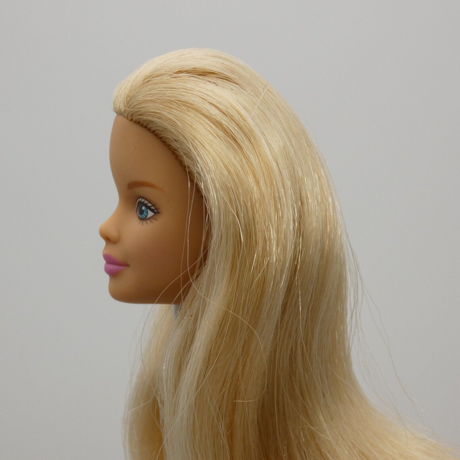 Barbie With Love Doll Head Mackie Face Blonde Medium Light Skin 38003 1999