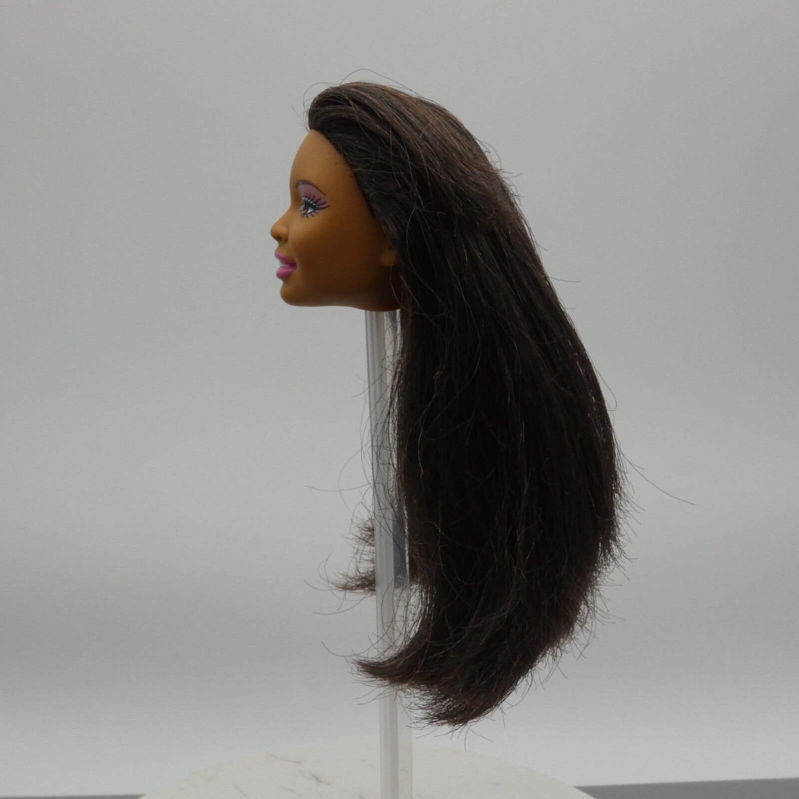 Barbie Pet Vet Doll Head Only Nikki Face Brown Hair Medium Skin Tone 2011 T7878