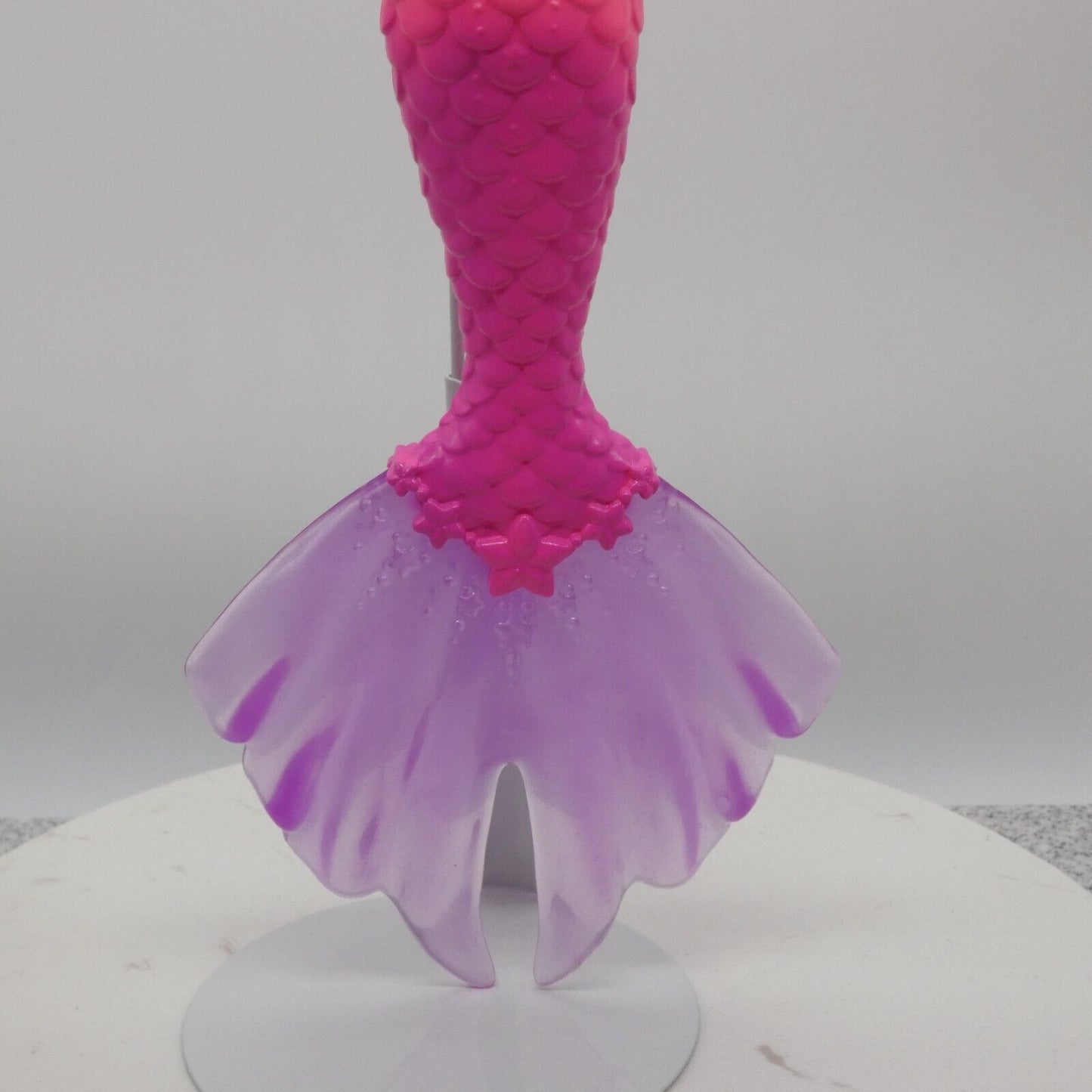 Barbie Dreamtopia Mermaid Doll Curvy Body Pink Purple Tail HGR09 Mattel 2022