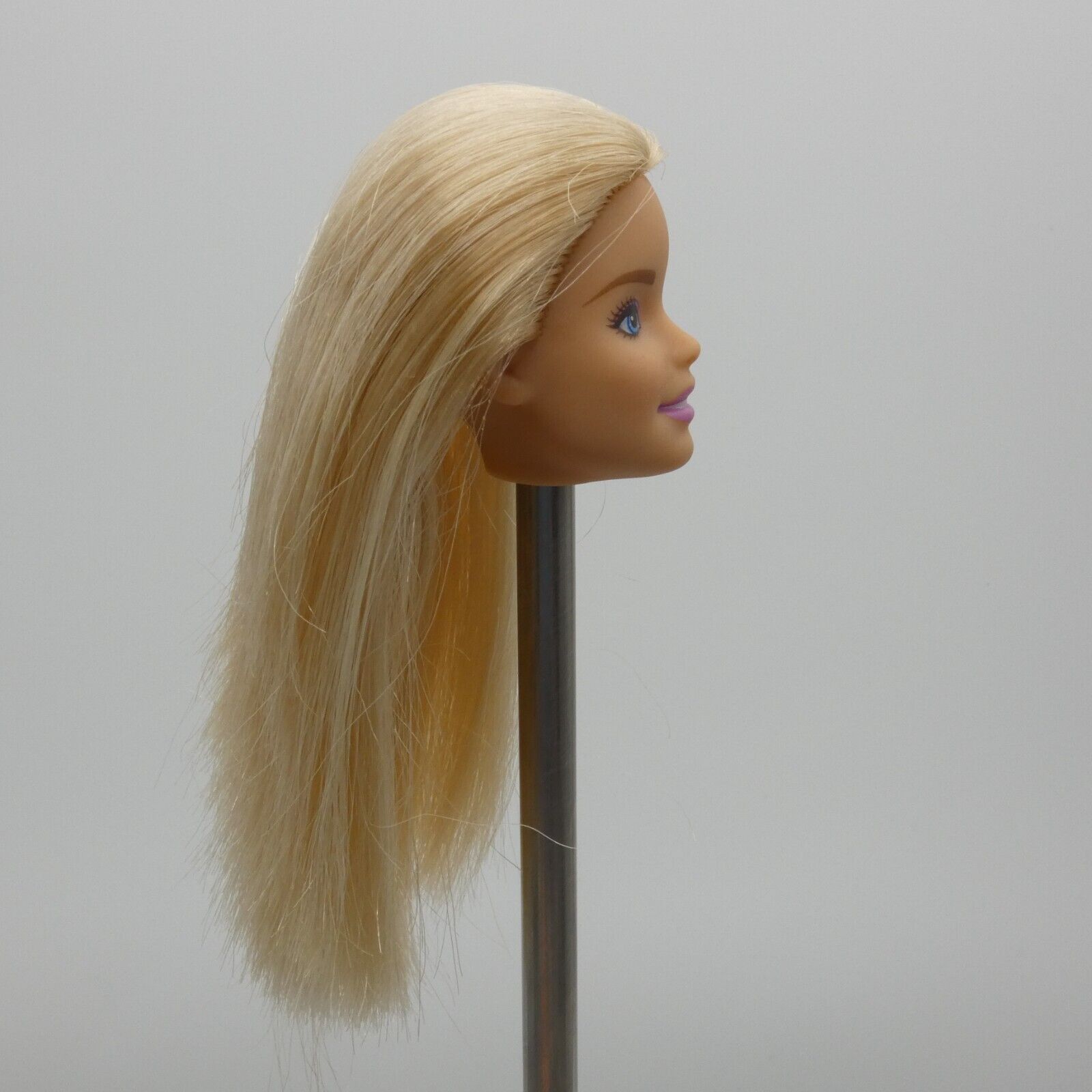 Barbie Doll Head Millie Face Blonde 2016 Mattel DGX41