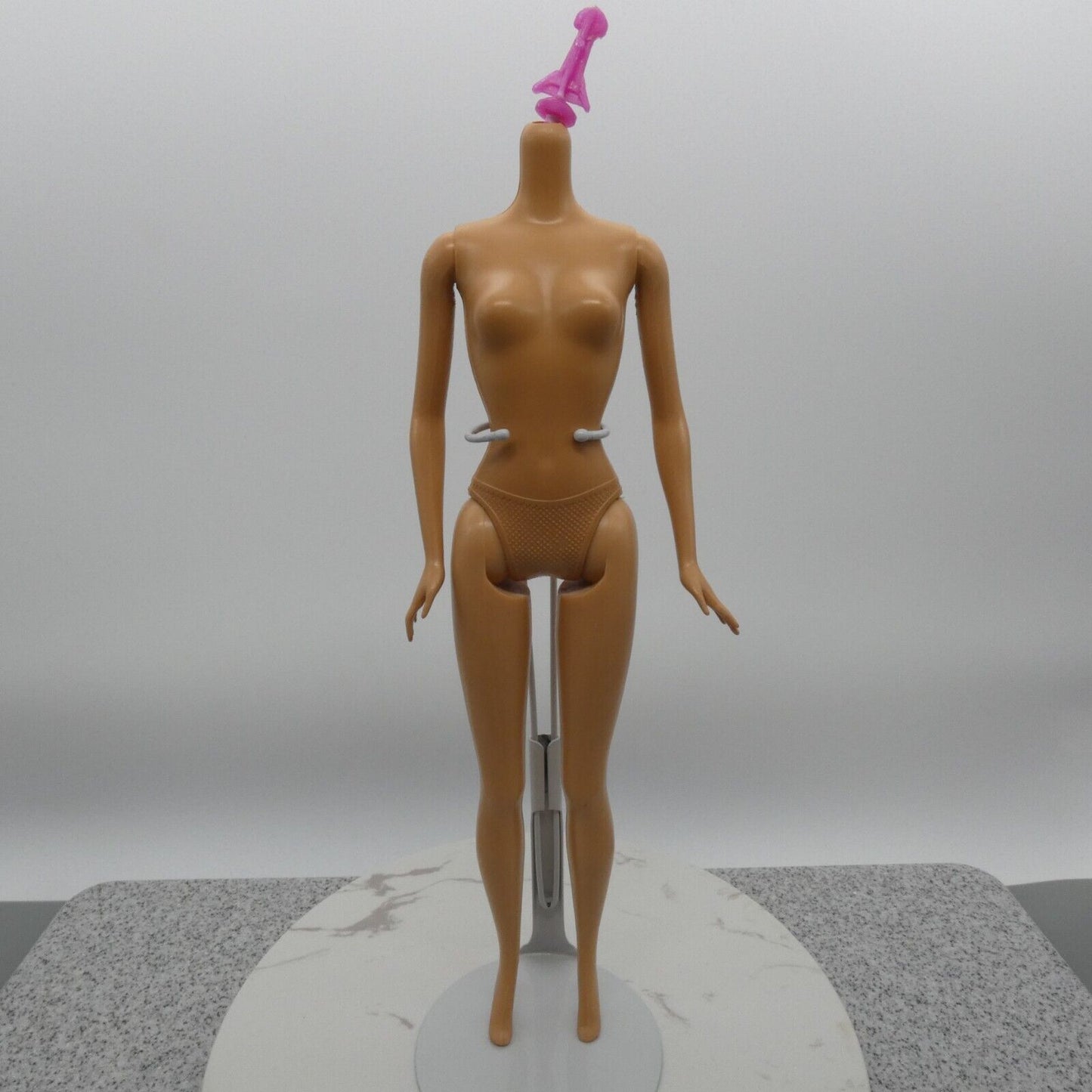 Barbie Fashion Fever Doll Body Bellybutton Light Skin Tone Straight Arms Mattel