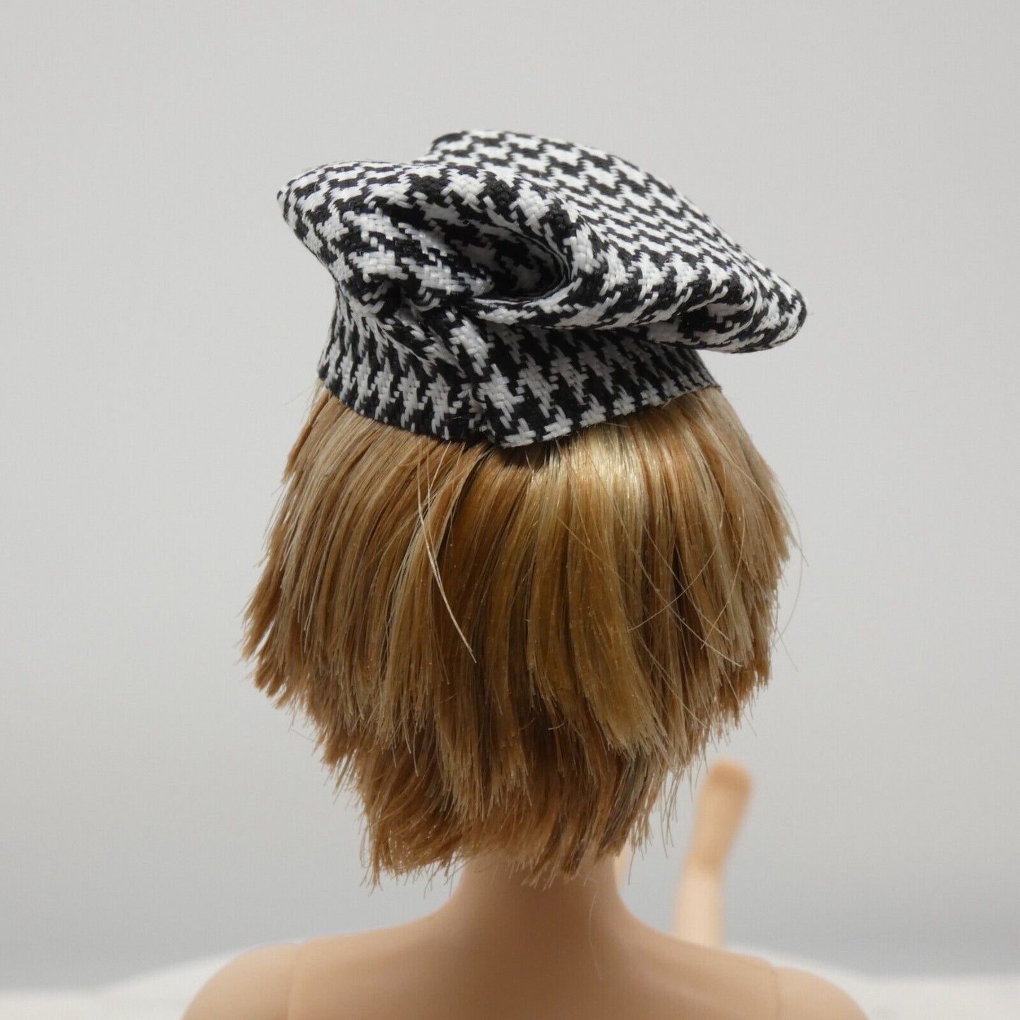 Barbie Doll Size Black White Houndstooth Hat Beret Fits 11 And 12 Inch Dolls