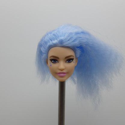 Barbie Fashionistas 170 Doll Head Daya Face Blue Crimped Hair Nude 2021 GRD61