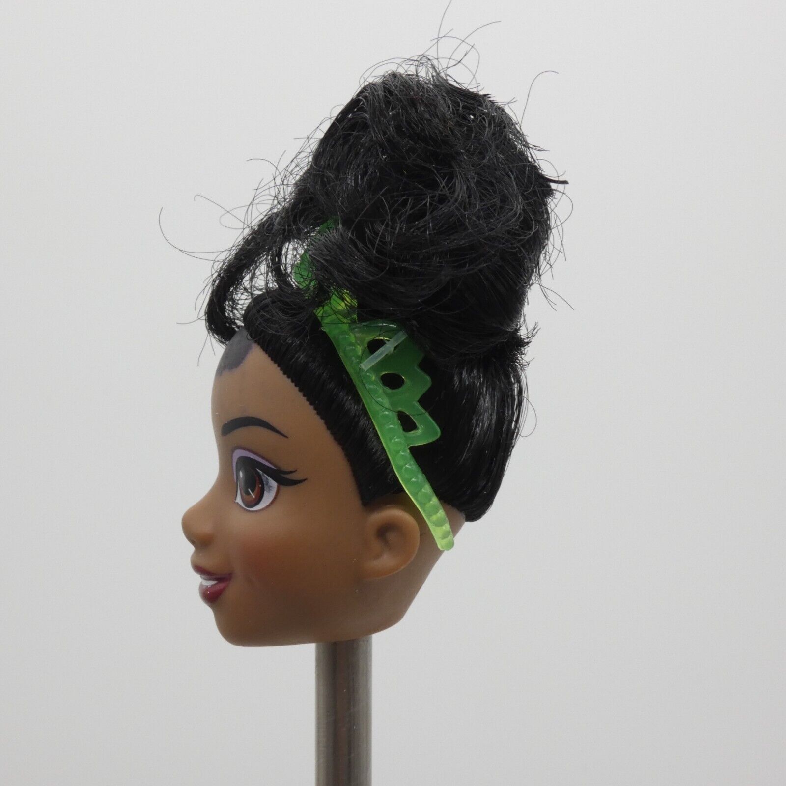 Disney Princess Tiana Doll Head Medium Dark Skin Royal Shimmer Hasbro E0279