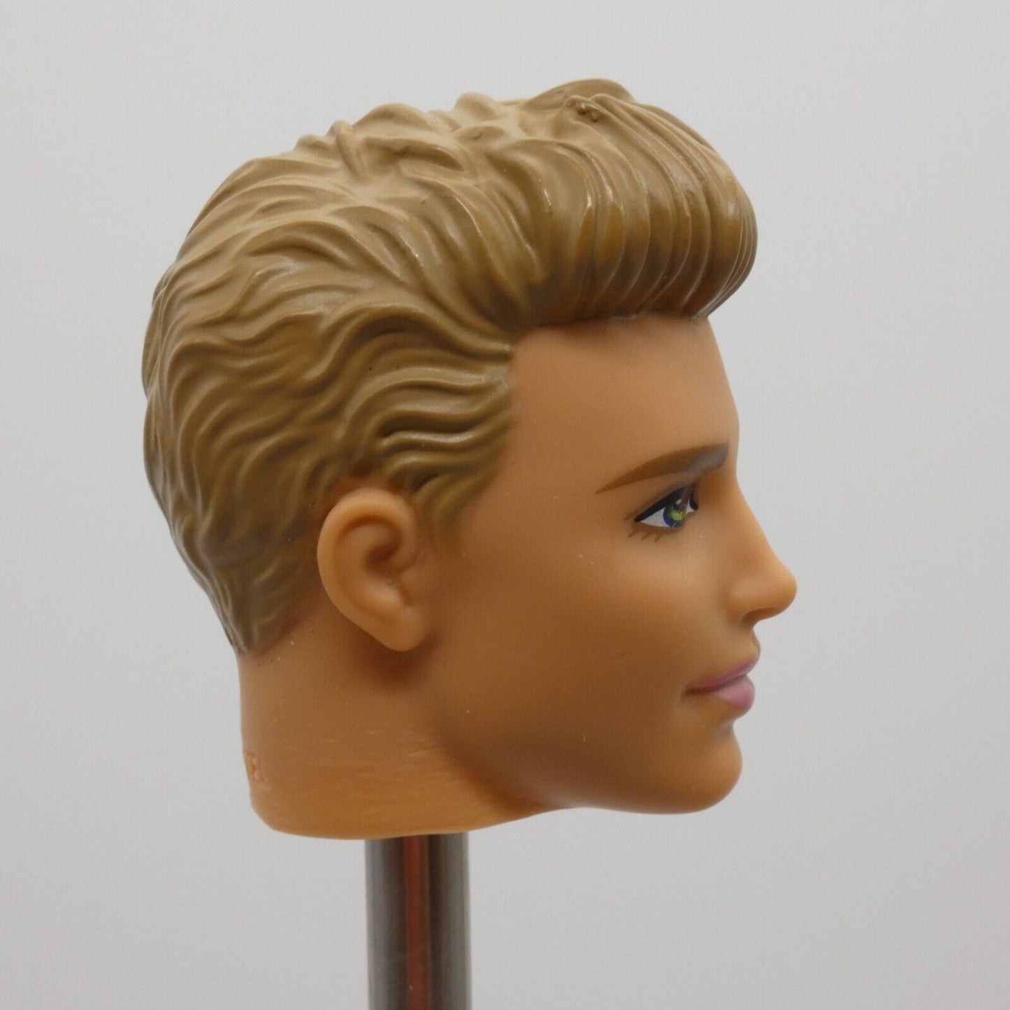 Barbie Fashionistas Ken Doll Head Prince Kieran Face Blonde Green Eyes DGY67