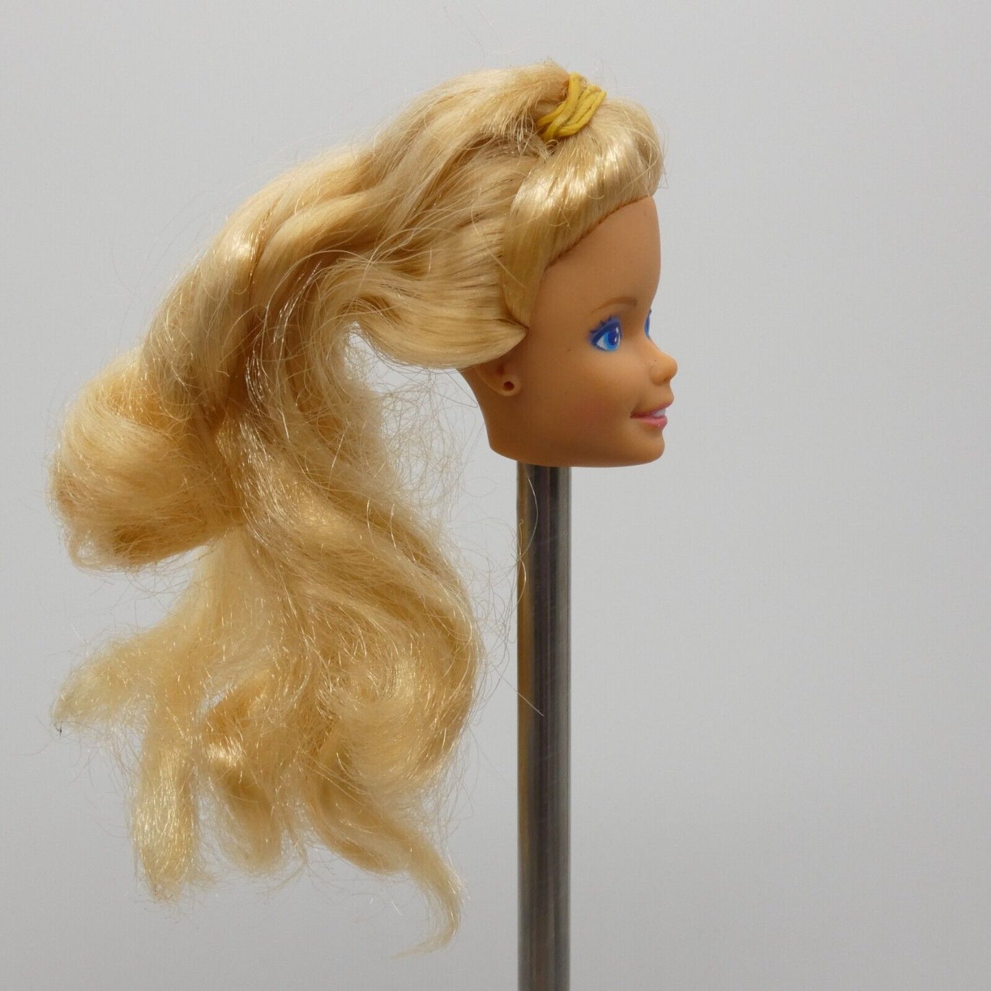 Barbie Doll Head Blonde 80s SuperStar Medium Light Skin Vietnam Mattel