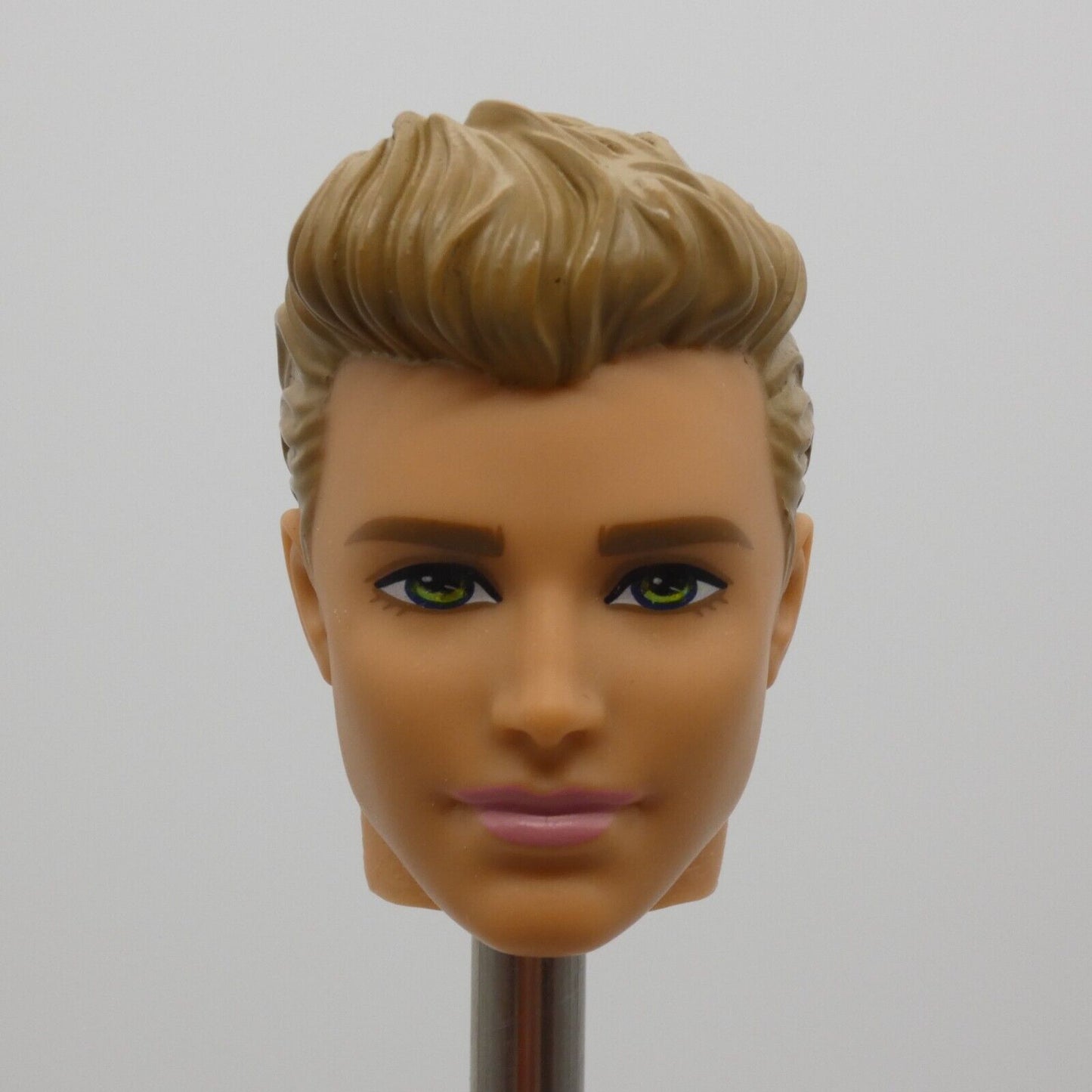 Barbie Fashionistas Ken Doll Head Prince Kieran Face Blonde Green Eyes DGY67