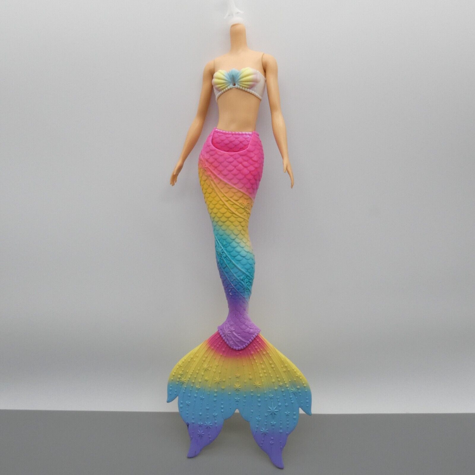 Barbie Dreamtopia Rainbow Magic Mermaid Doll Body Tail Light Skin 2021 GTF89