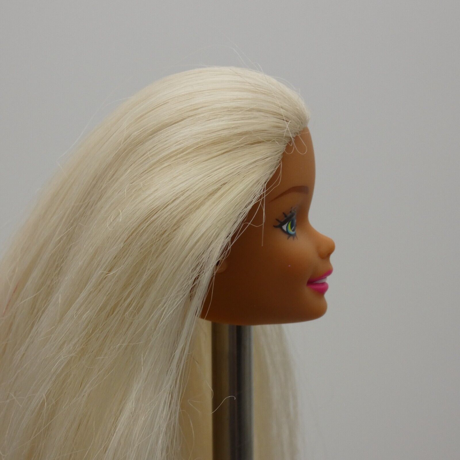 Barbie Ocean Friends Doll Head SuperStar Face Blonde 15428 Mattel 1996