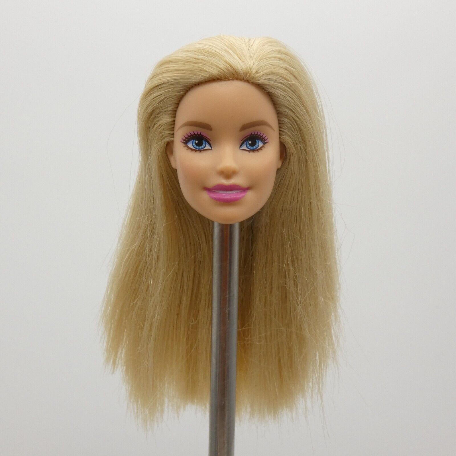 Barbie Holiday Doll Head Millie Face Blonde Light Skin CDB27 Mattel 2014